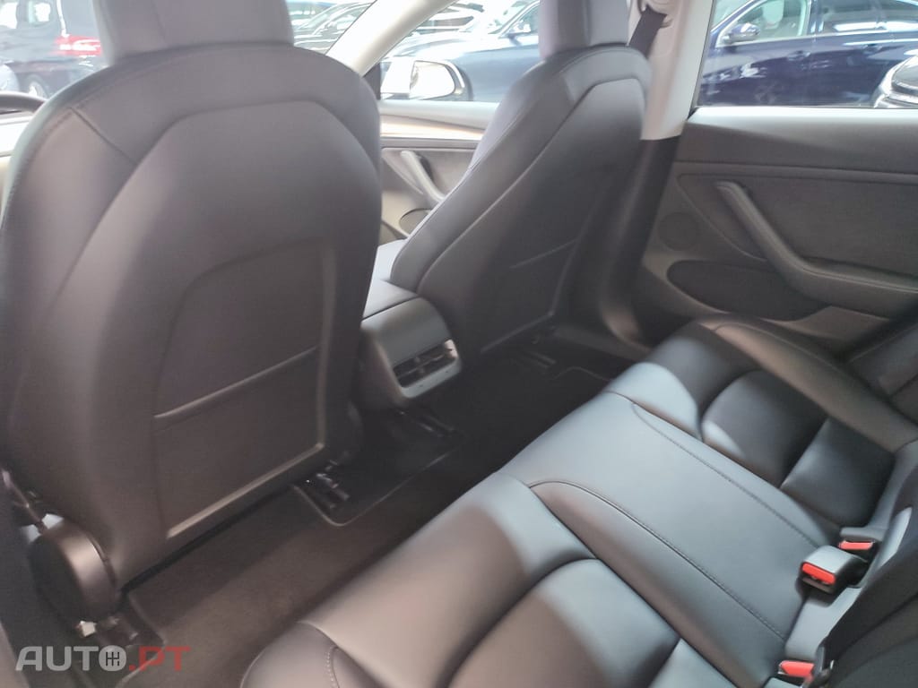 Tesla Model 3 ND