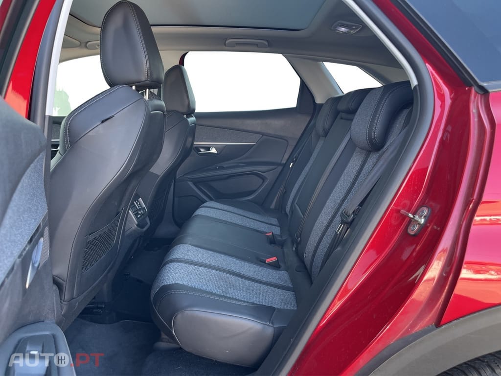 Peugeot 3008 1.2 PureTech Allure EAT6