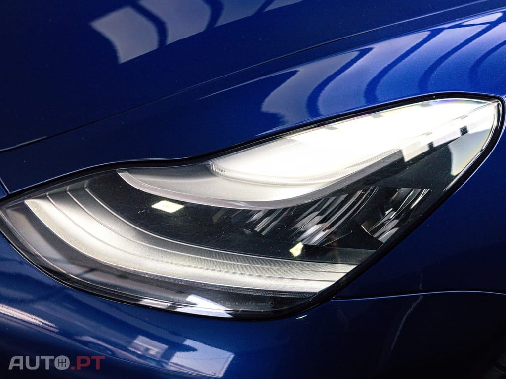 Tesla Model 3 Standard RWD Plus
