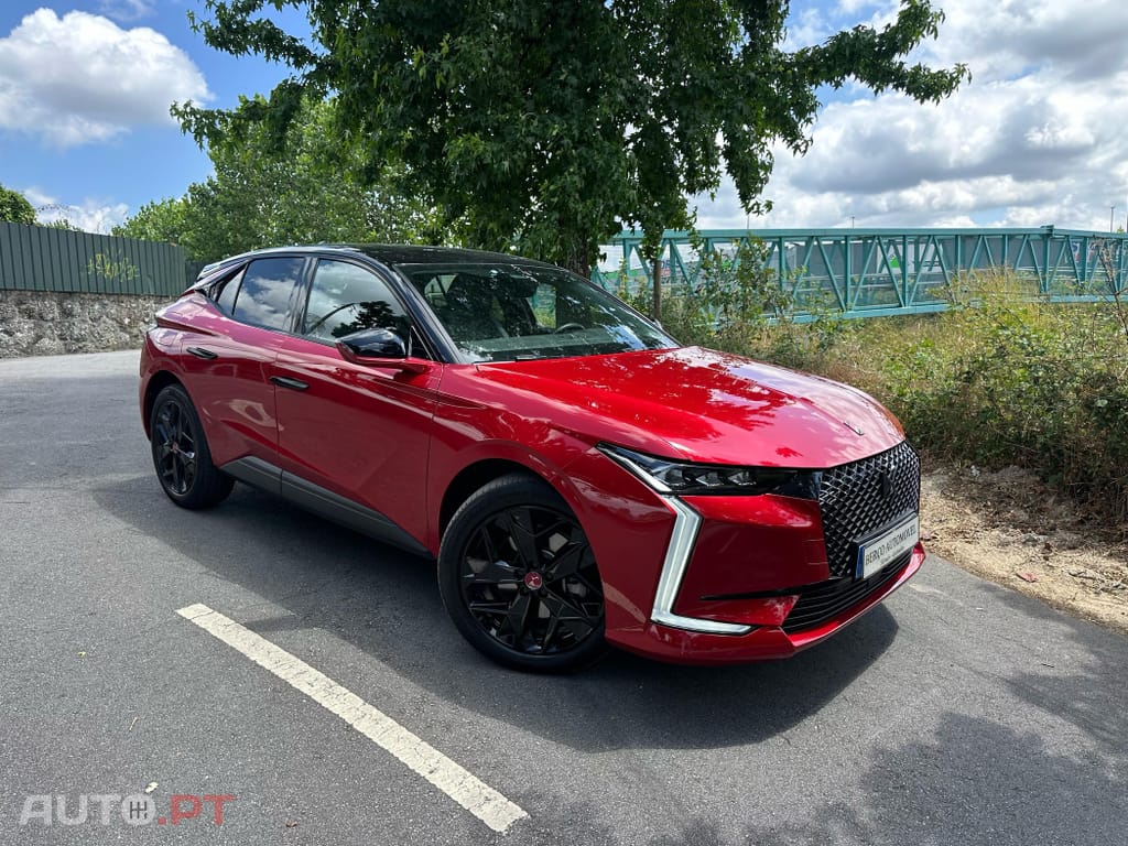 DS DS4 E-Tense Performance Line EAT8
