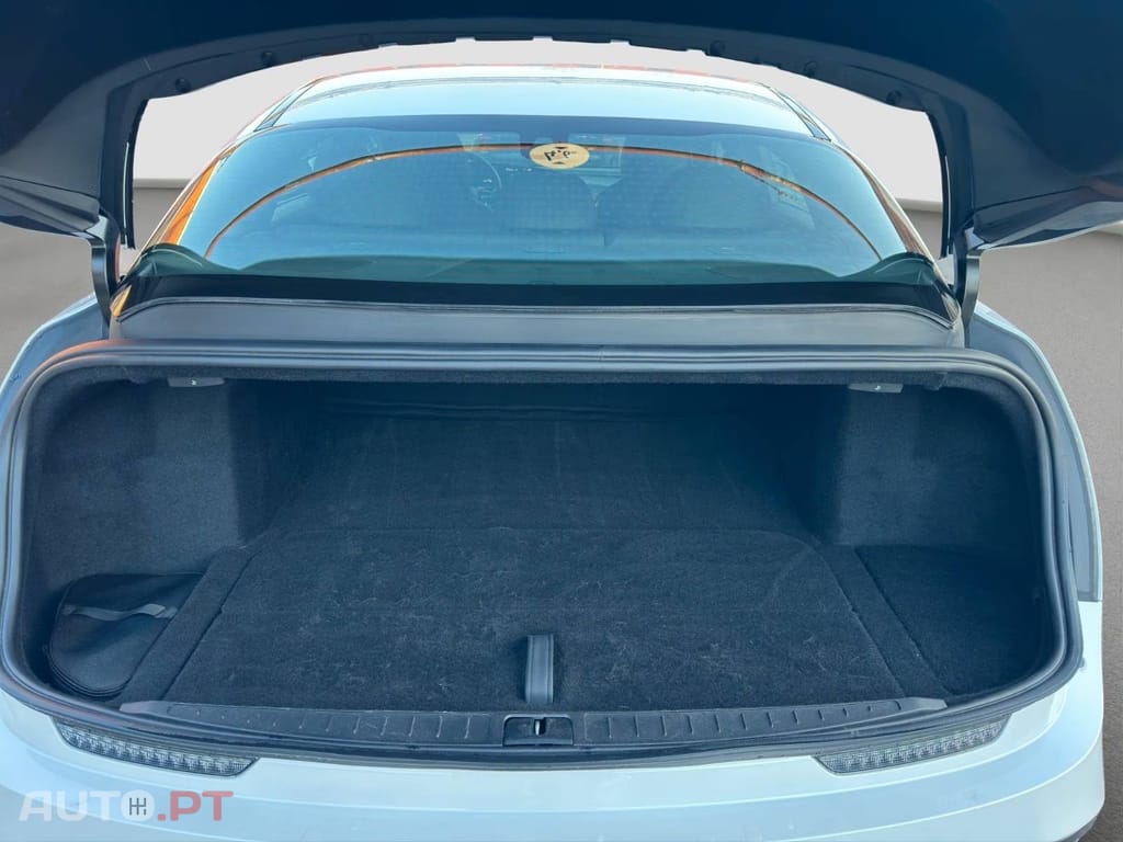 Lucid Air Pure AWD