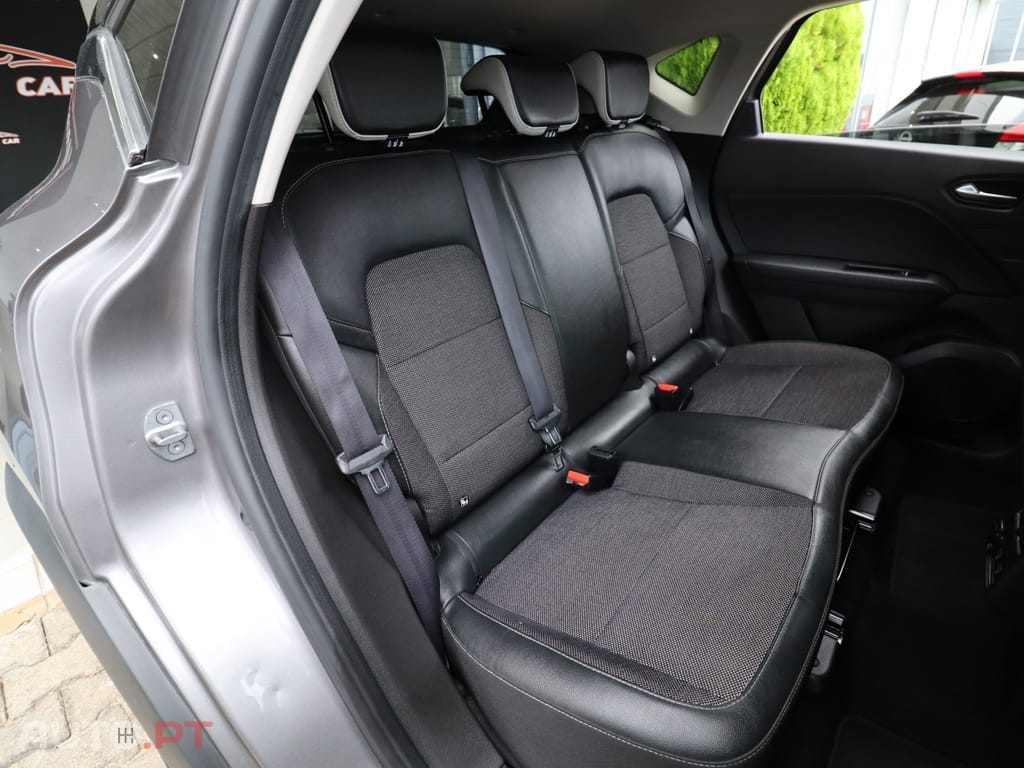 Renault Captur 1.0 TCE EXCLUSIVE