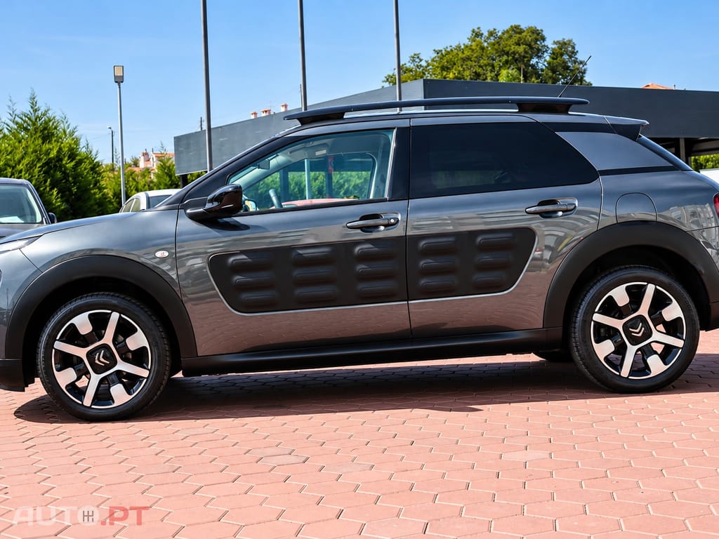 Citroen C4 Cactus 1.2 PureTech Shine