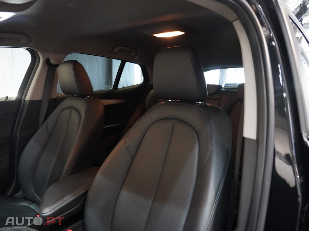 BMW X2 16 d sDrive Auto