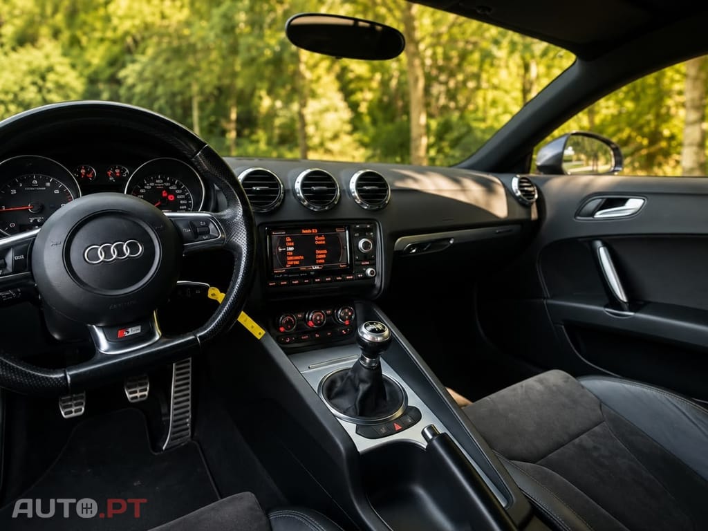 Audi TT 2.0 TDI quattro S-line