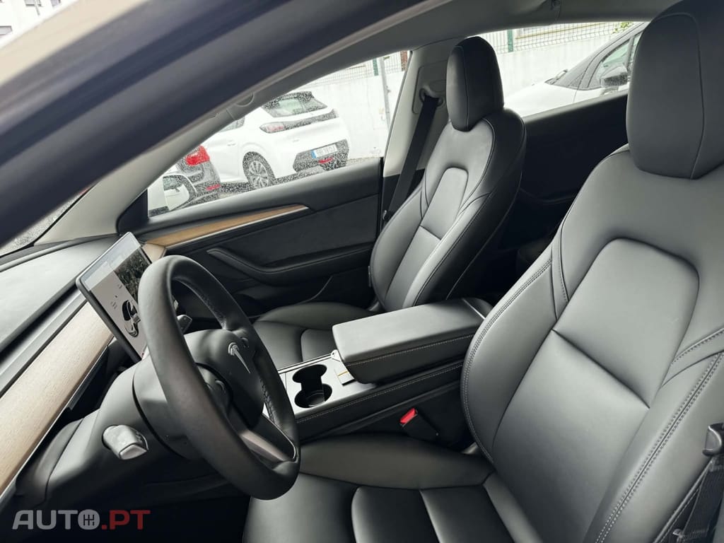 Tesla Model 3 Long Range AWD Dual Motor