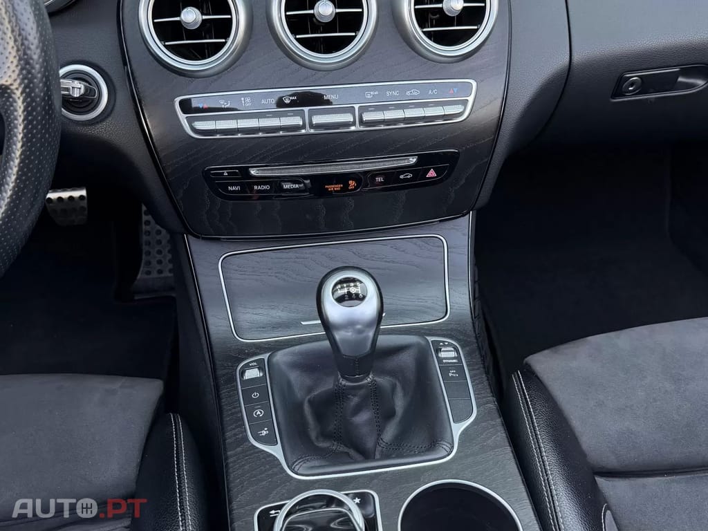Mercedes-Benz C 180 Cabrio AMG Line