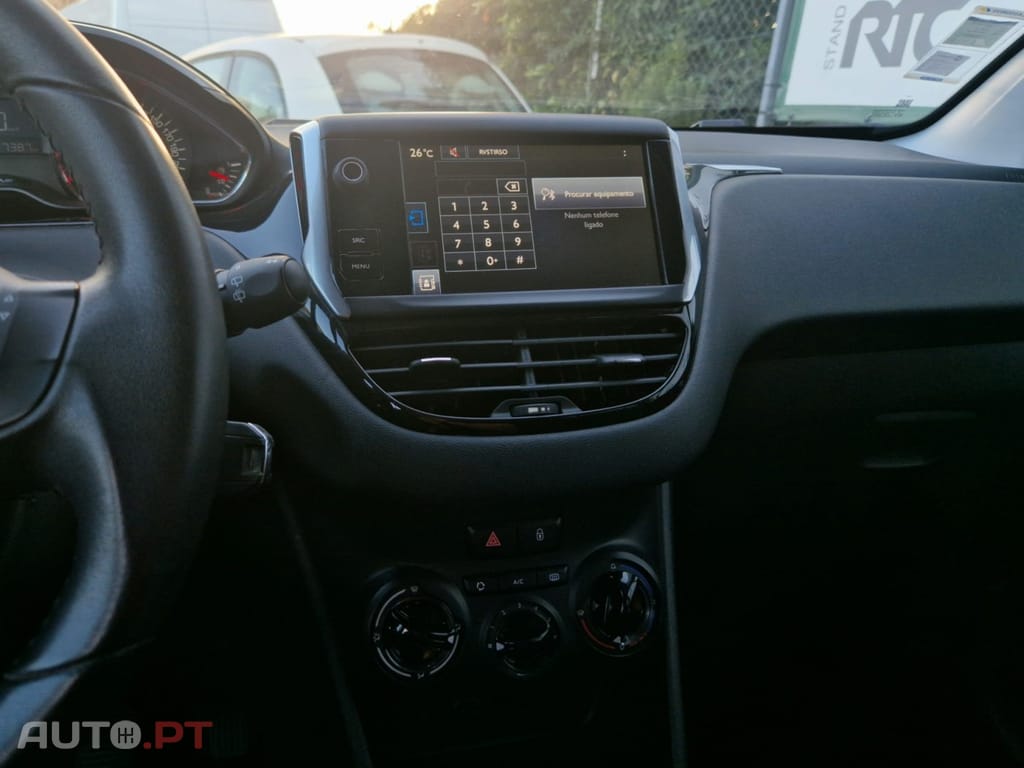Peugeot 208 1.4 HDi SE Style
