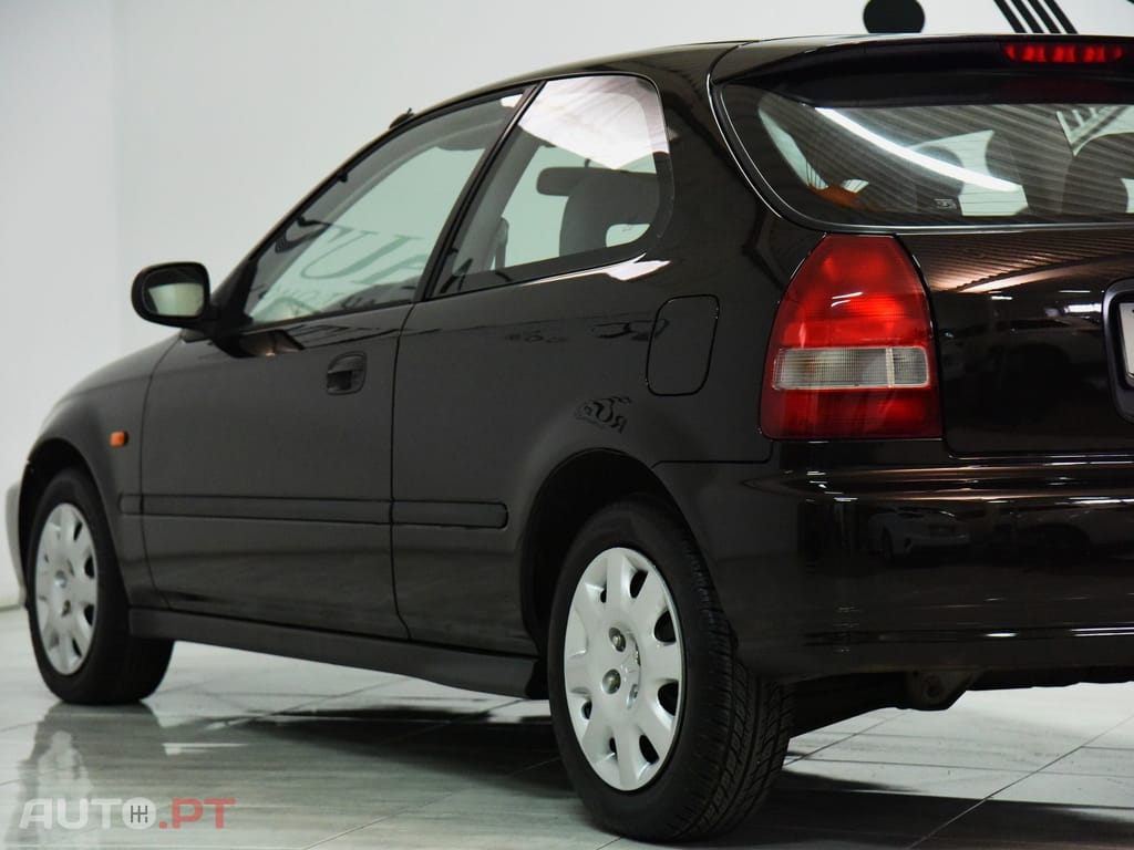 Honda Civic 1.4i S
