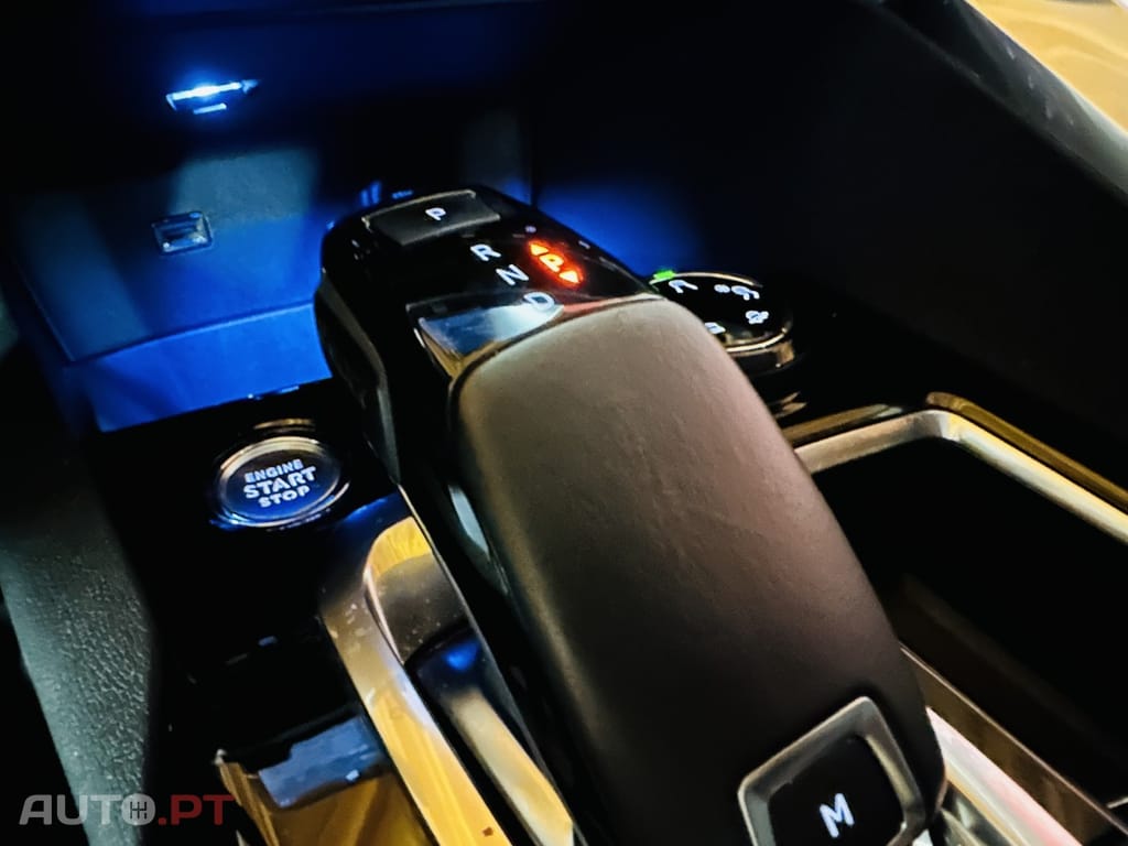 Peugeot 3008 1.2 PureTech Allure EAT8