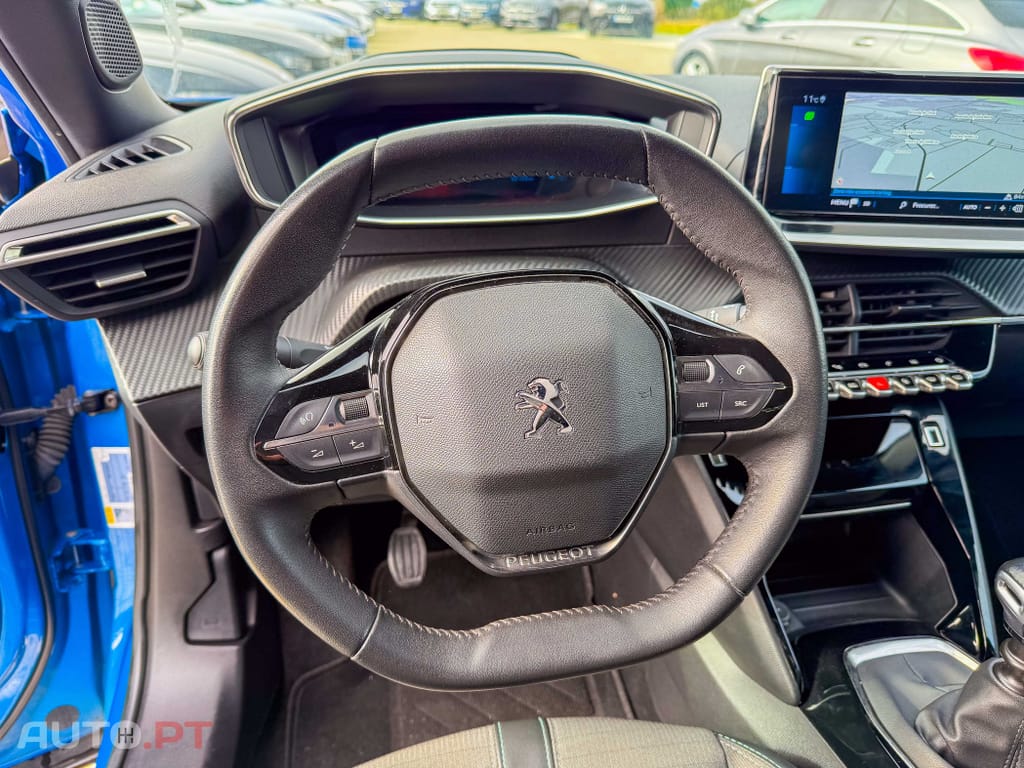 Peugeot 2008 1.2 PureTech Allure Pack