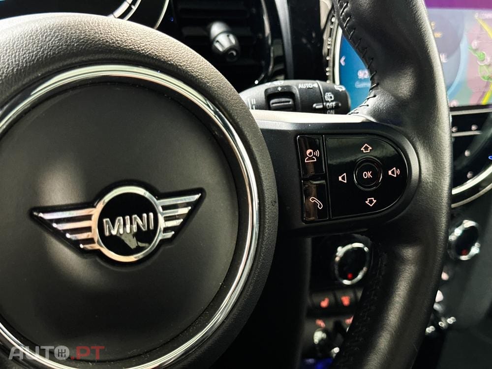 MINI Cooper Cooper SE Premium Classic