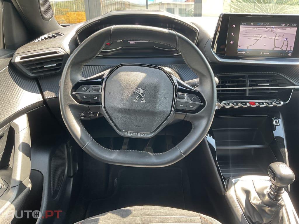 Peugeot 2008 1.2 PureTech Active