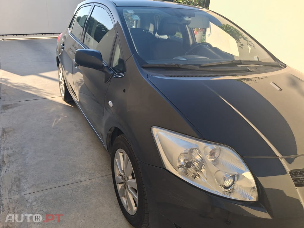 Toyota Auris 1400 VVTI 16 Valve