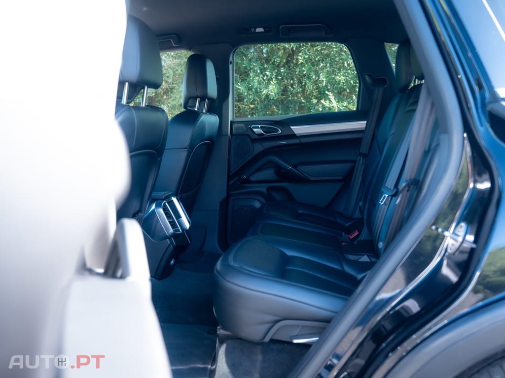 Porsche Cayenne 3.0 V6