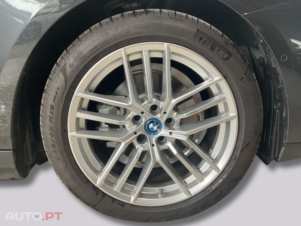 BMW 530 I.V.A DEDUTIVEL e