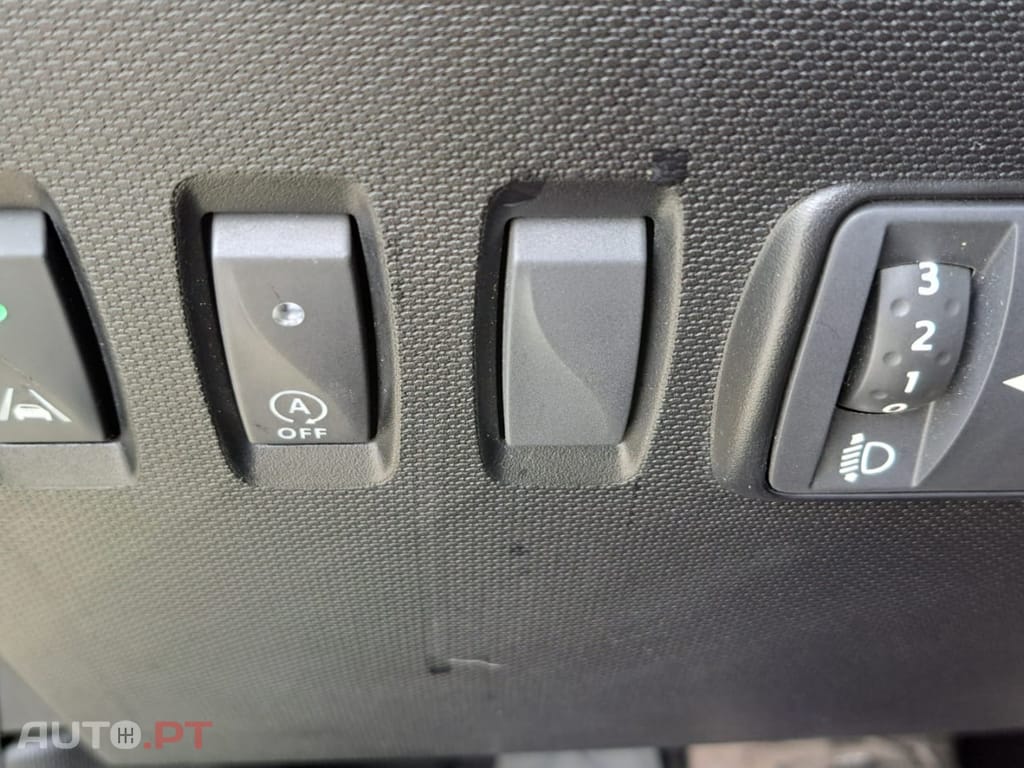 Renault Twingo 1.0 SCE LUXE