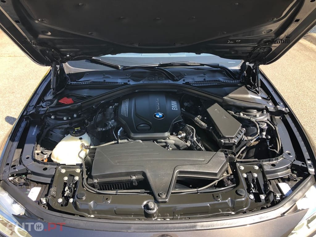 BMW 320 d Sport-Aut. Efficient Dynamics Edition Sport Line