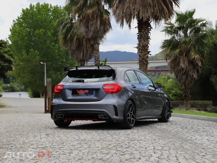 Mercedes-Benz A 180 d AMG Line