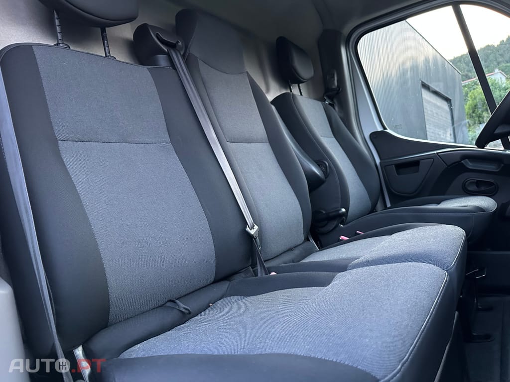 Renault Master 2.3 dCi L3H2