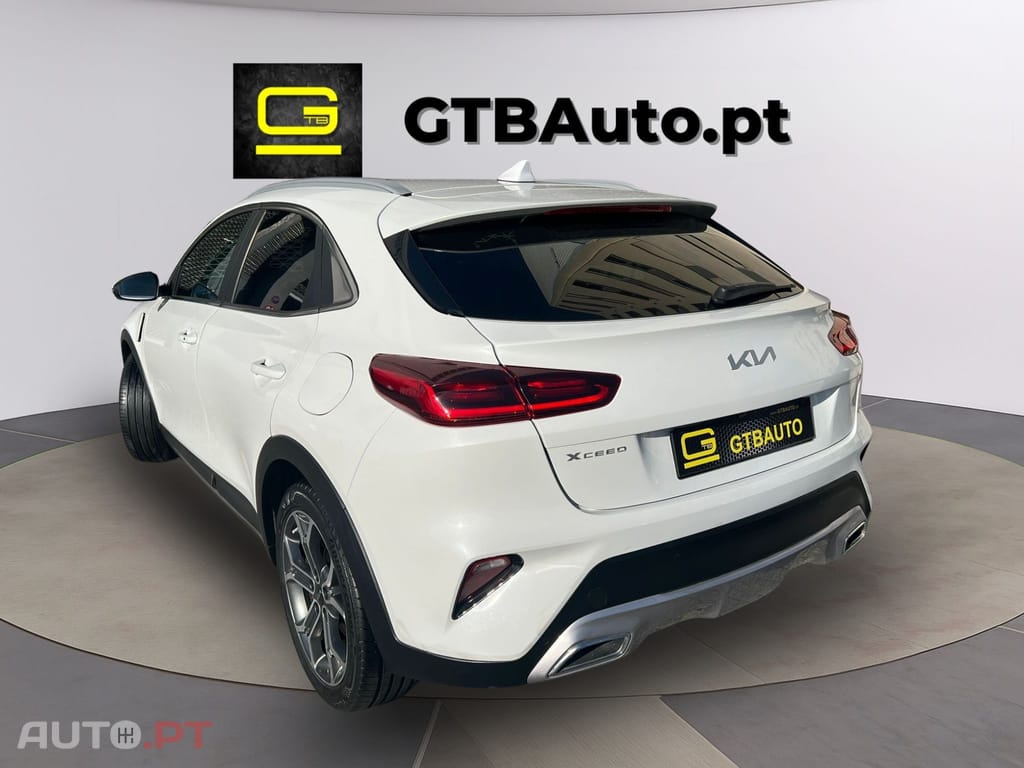 Kia Xceed HYB 1.6 GDI ISG PHEV BCK&WHT EDITION DCT6