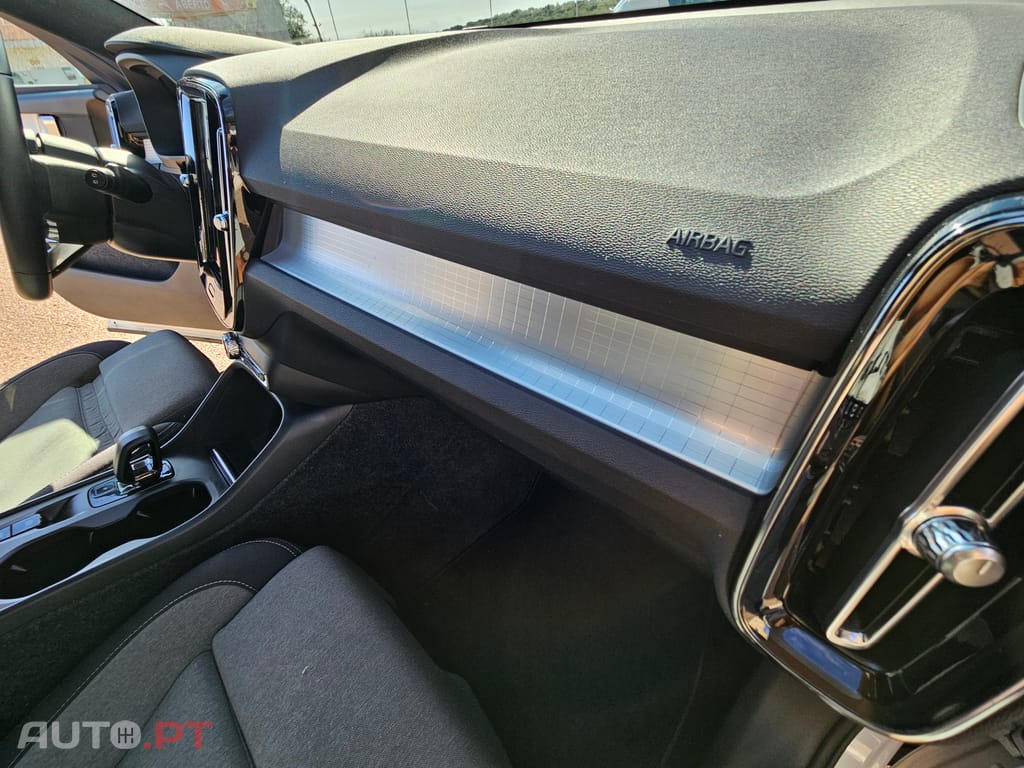 Volvo XC40 T2, 1.5, 129cv, CORE