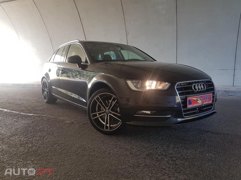 Audi A3 Sportback 2.0 TDI Advance S tronic 119g