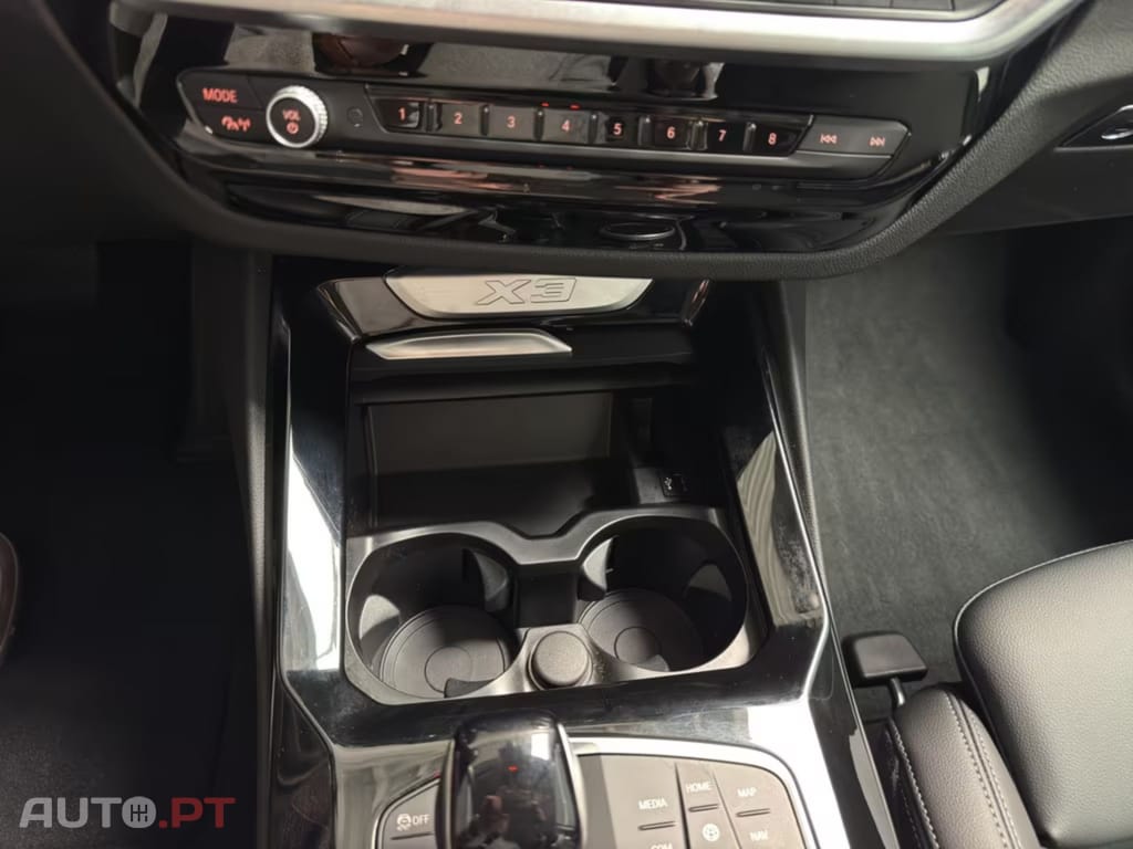 BMW X3 xDrive30e I.V.A DEDUTIVEL 