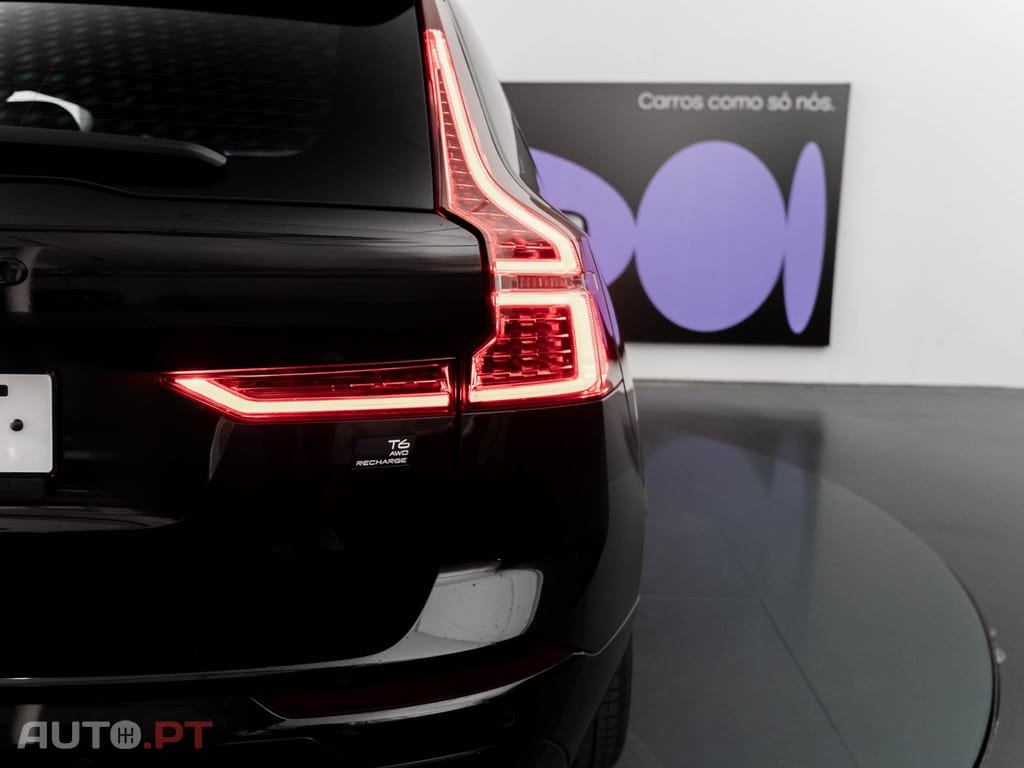 Volvo XC60 2.0 T6 PHEV Black Edition AWD