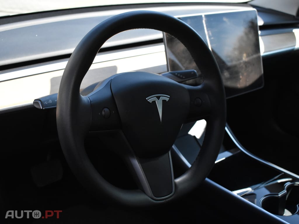 Tesla Model 3 Standard RWD Plus