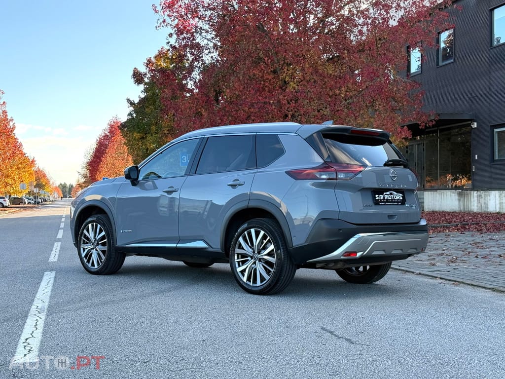 Nissan X-Trail 1.5 e-Power Tekna+ 7L e-4force