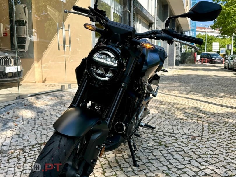 Honda CB 300R
