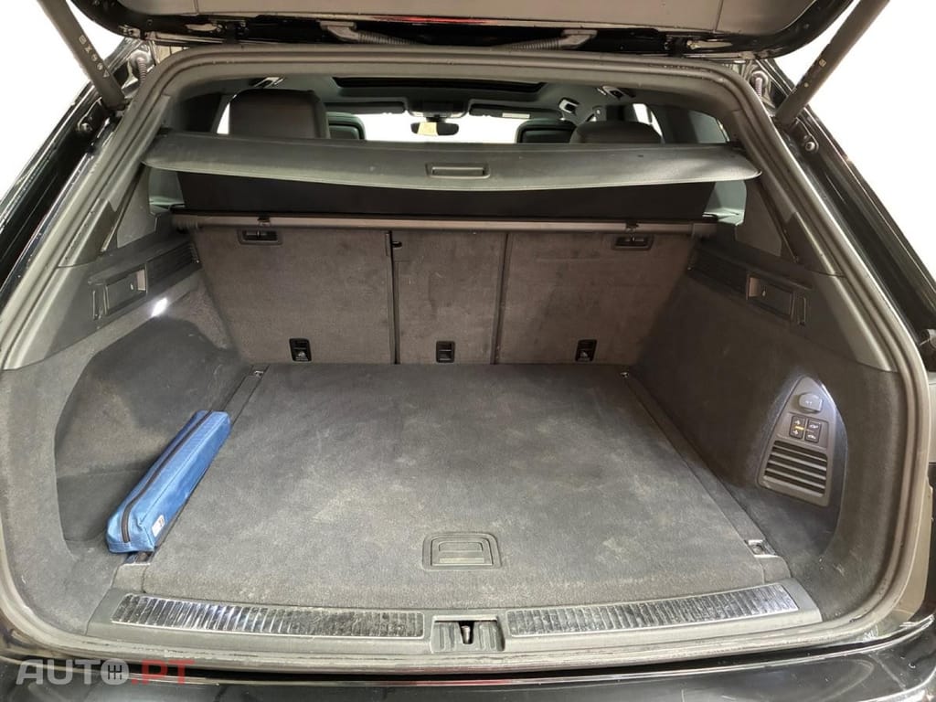 Volkswagen Touareg 3.0 eHybrid Tiptronic V6 4Motion R