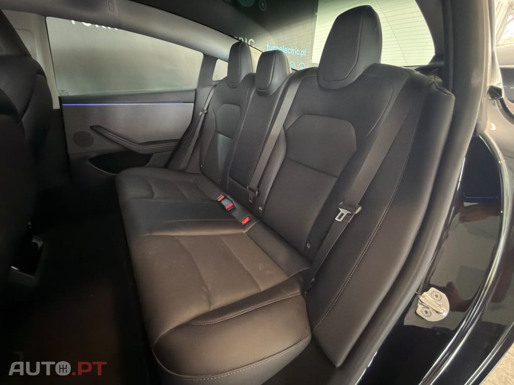 Tesla Model 3 Tração Traseira Premium