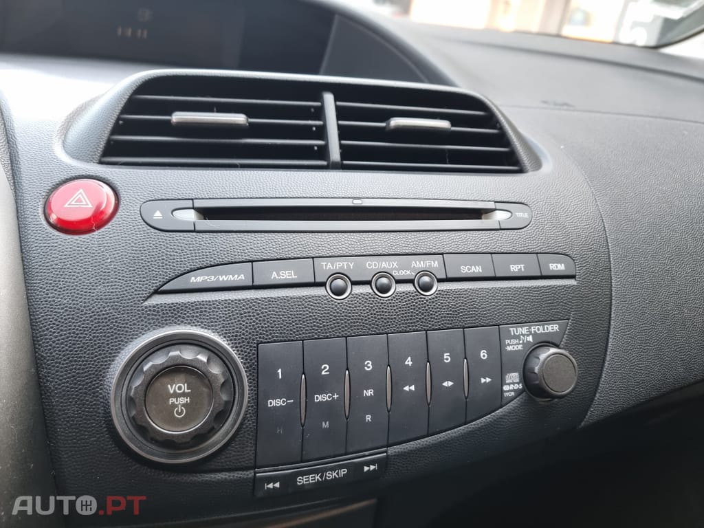 Honda Civic 1.4 i-VTEC Comfort