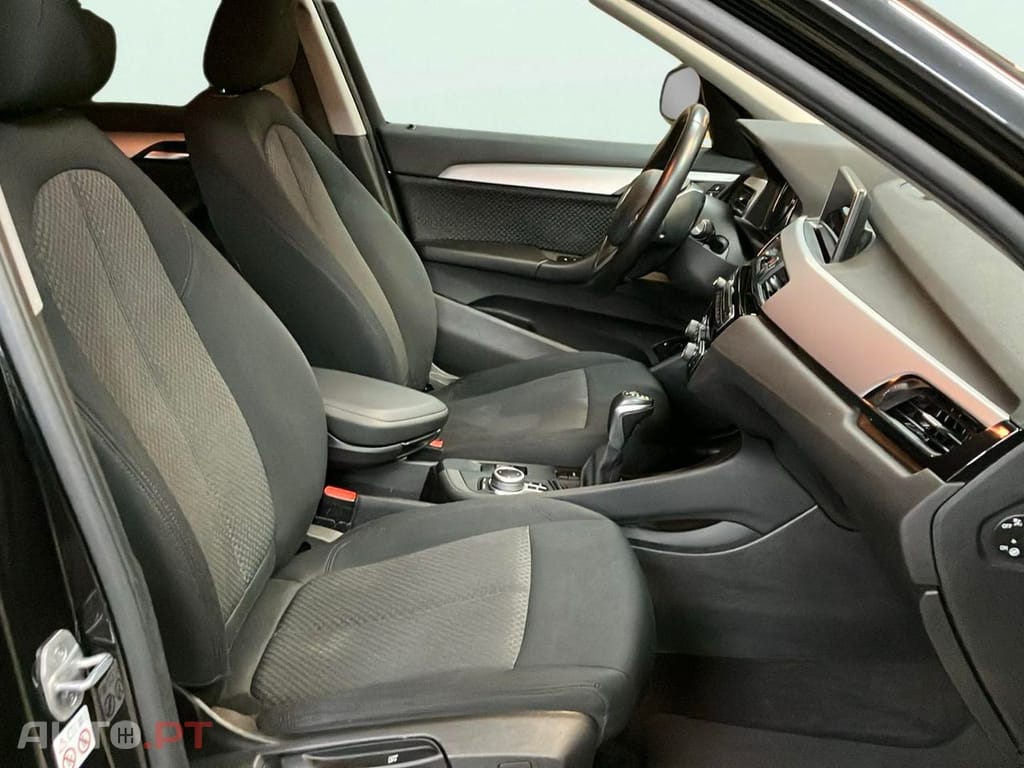 BMW X1 25 e xDrive Line Sport