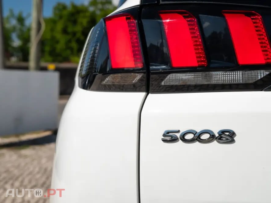 Peugeot 5008 1.5 BlueHDi Allure Pack