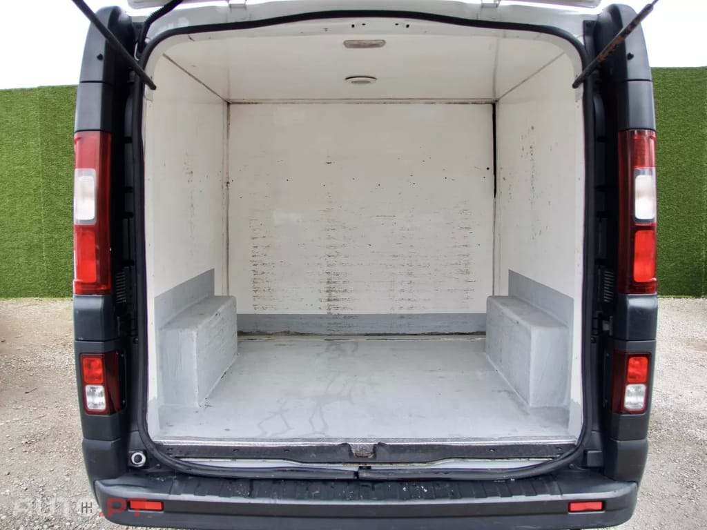 Renault Trafic TRAFIC 1.6 DCI TÉRMICA L2H1 - IVA DEDUTÍVEL