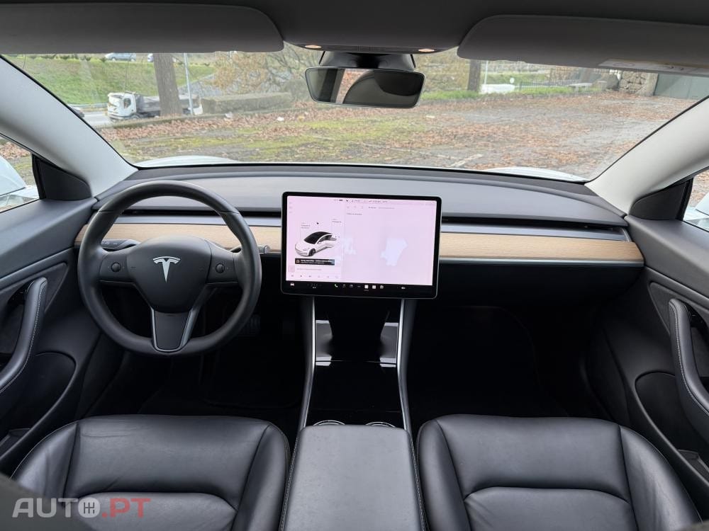 Tesla Model 3 Long-Range Dual Motor AWD