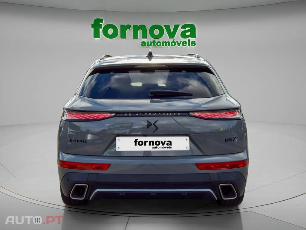 DS DS7 E-Tense Performance Line