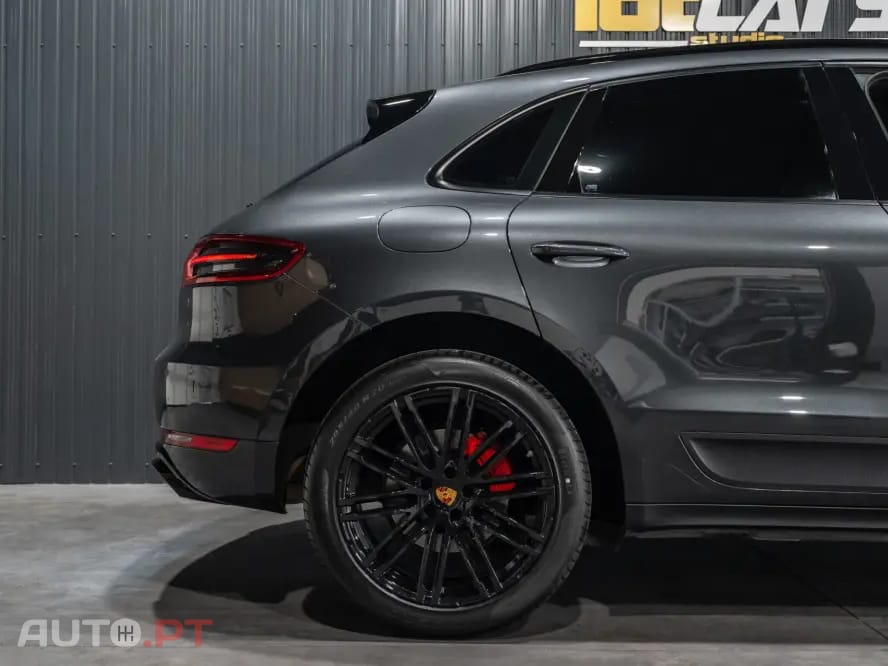 Porsche Macan PDK