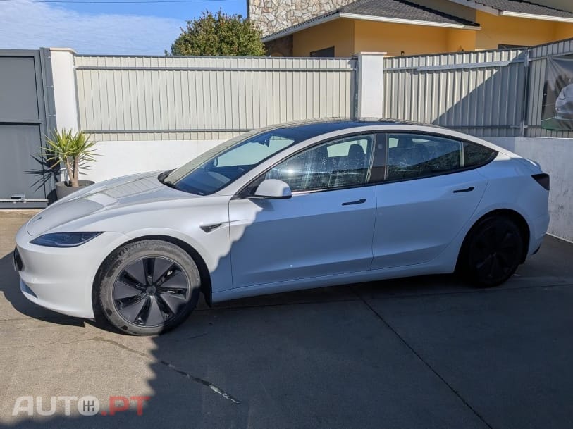Tesla Model 3 Tração Traseira Premium