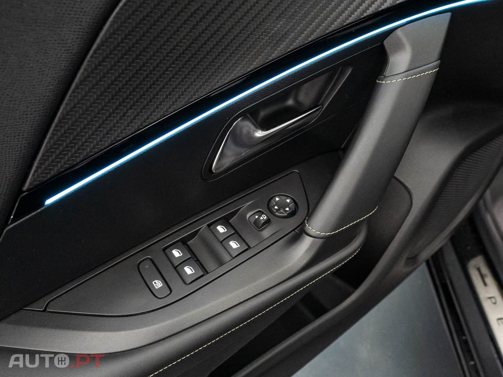 Peugeot 2008 1.2 PureTech GT