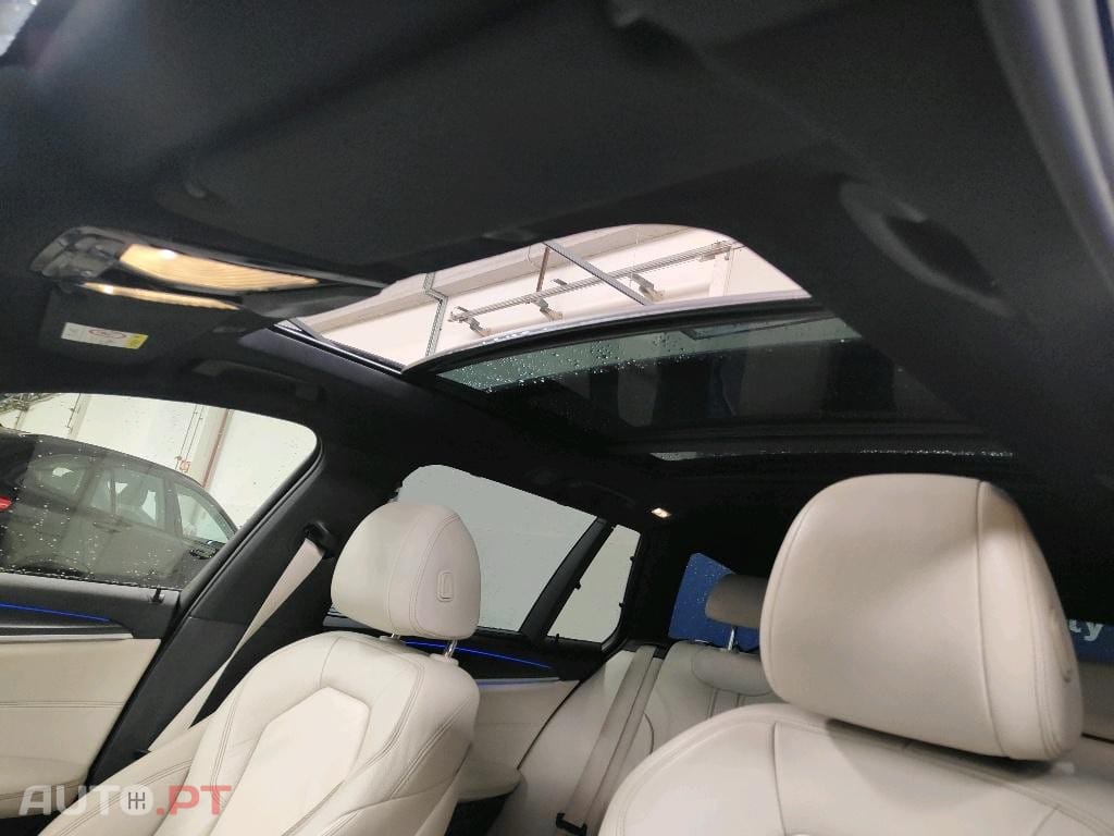 BMW 520 d Pack Desportivo M Auto