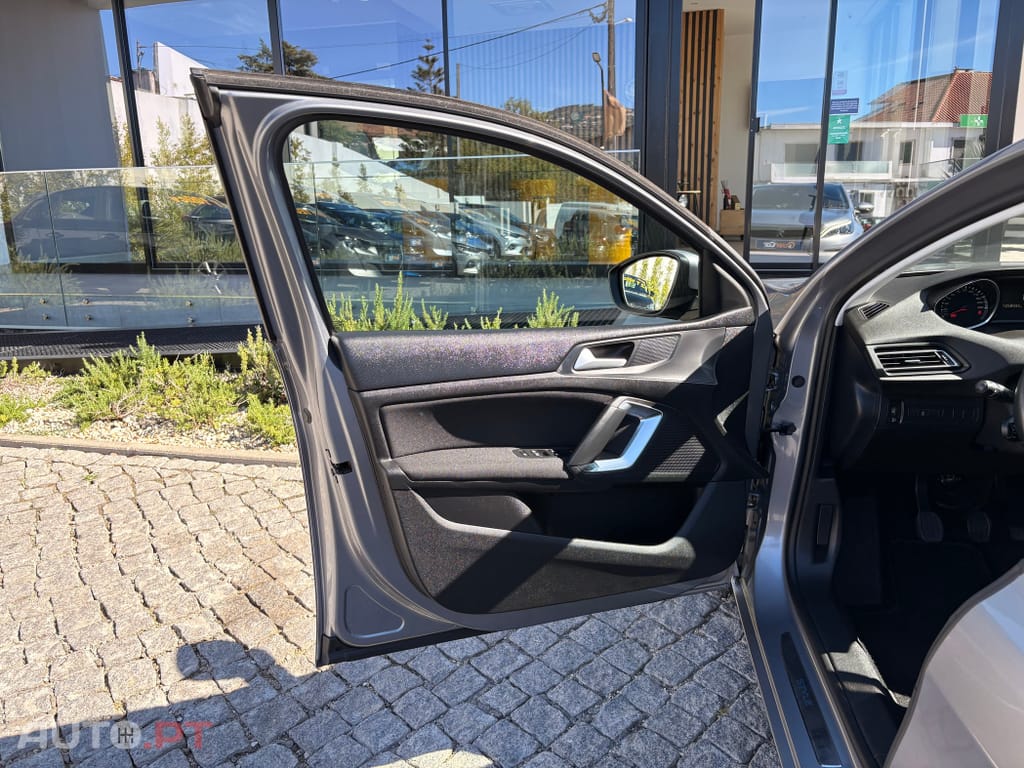 Peugeot 308 SW 1.5 BlueHDi Style