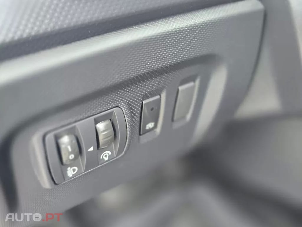 Renault Captur (ENERGY) dCi 90 EDC LIMITED