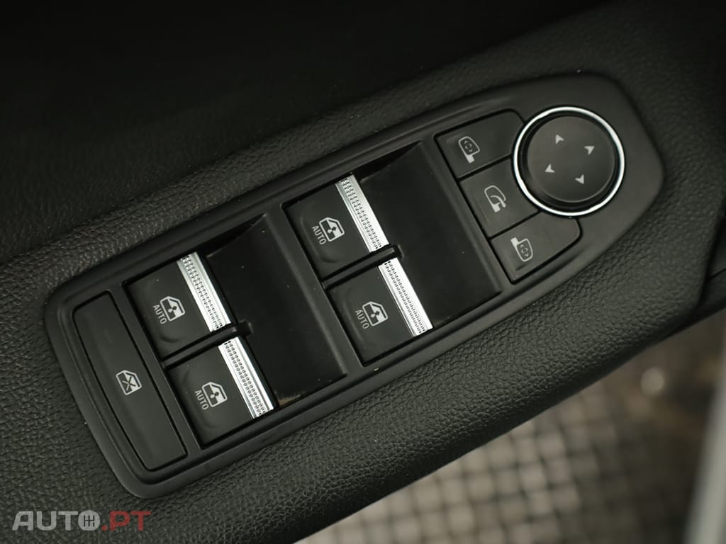 Renault Captur Captur 1.0 TCe Techno Bi-Fuel