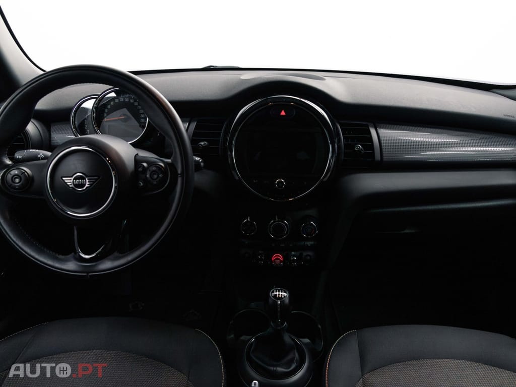 MINI Cooper Cooper D
