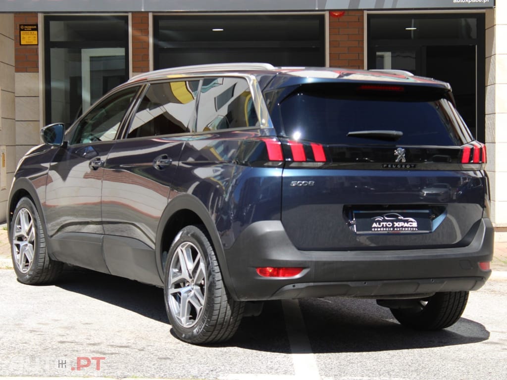 Peugeot 5008 BlueHDI 130 EAT8 Allure