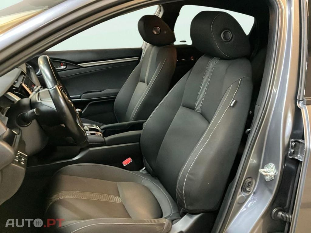 Honda Civic 1.0 i-VTEC Elegance